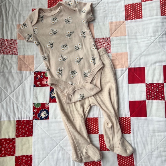 0-3 mo baby girl bundle - Picture 5 of 10